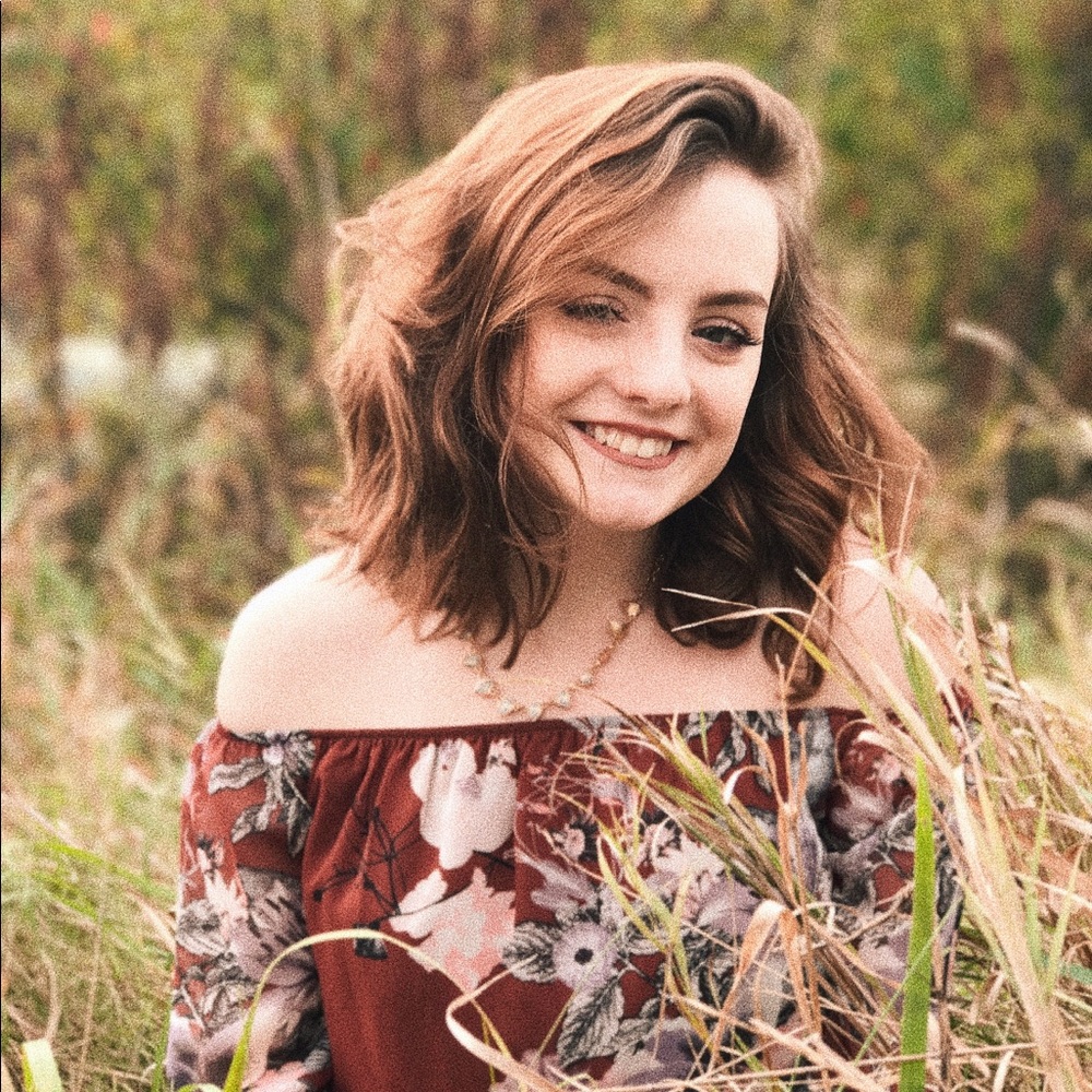 Meet your Posher, Abbi